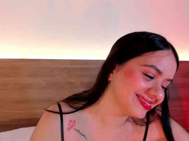 thamiina webcam
