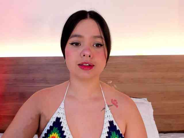 thamiina webcam