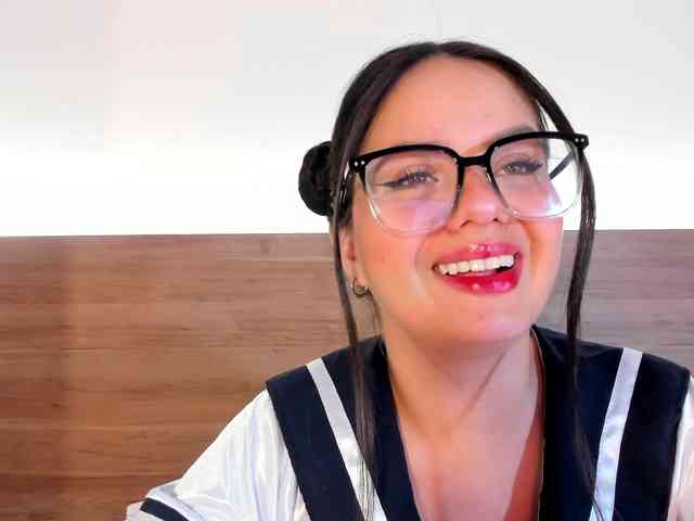 thamiina webcam