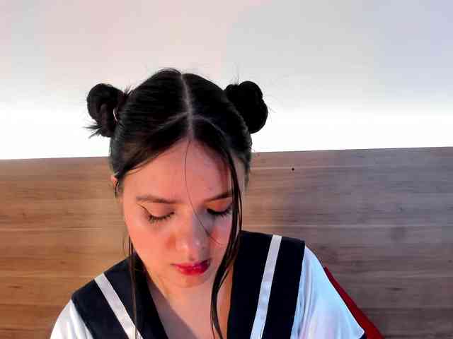 thamiina webcam