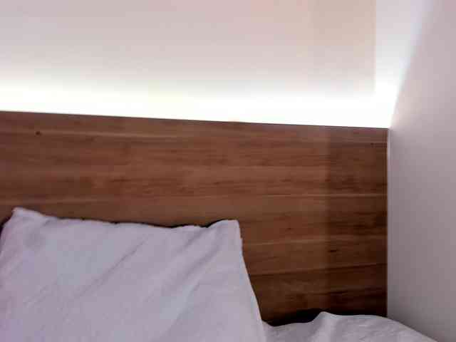 thamiina webcam