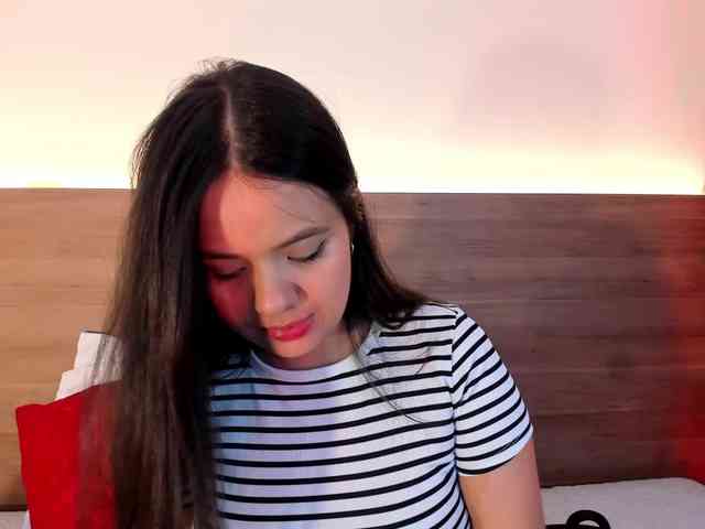 thamiina webcam