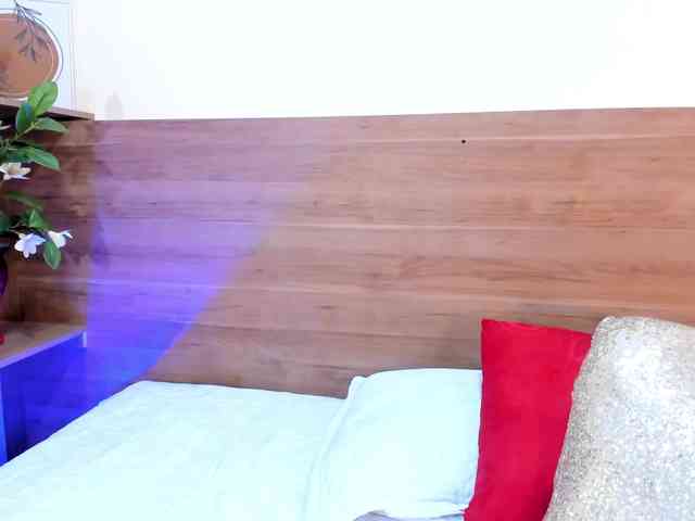 thamiina webcam