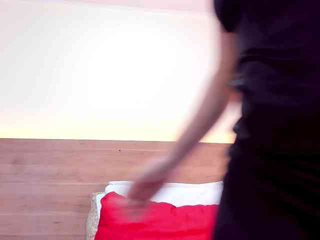 thamiina webcam