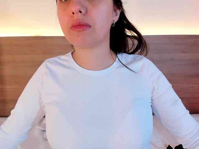 thamiina Live Webcam on BongaCams
