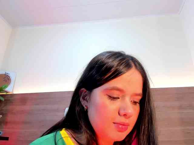 thamiina webcam