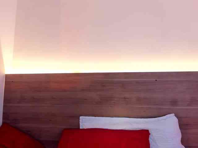 thamiina webcam