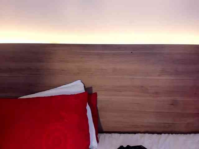 thamiina webcam