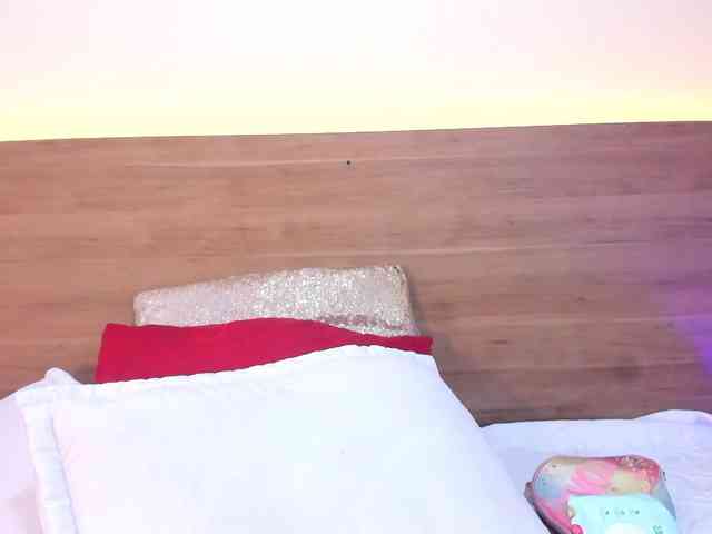 thamiina webcam