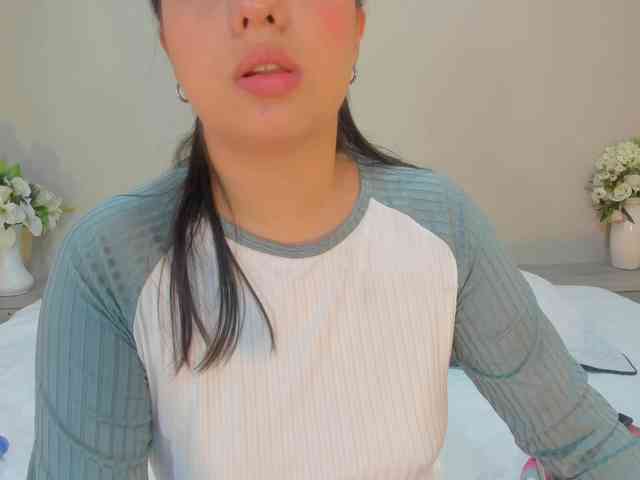 thamiina webcam