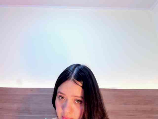 thamiina webcam