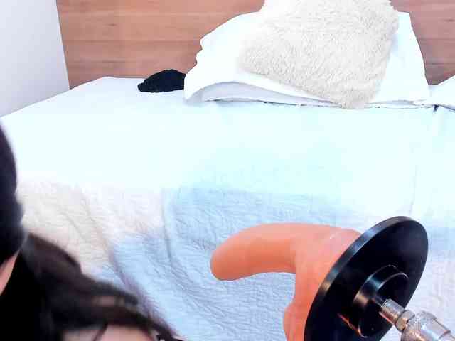 thamiina webcam