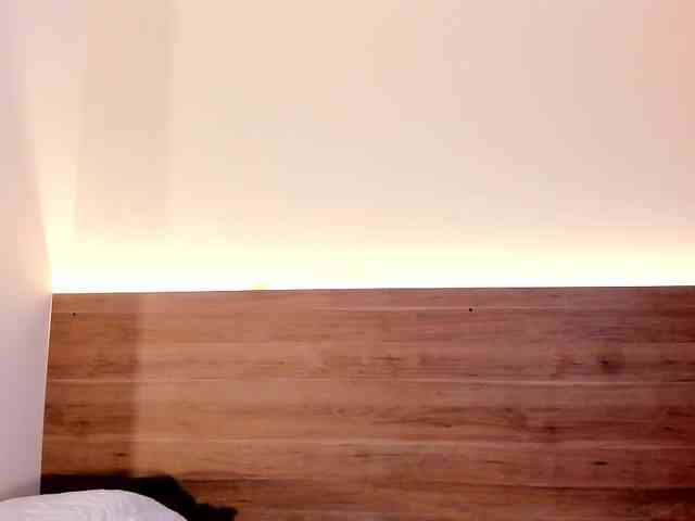 thamiina webcam