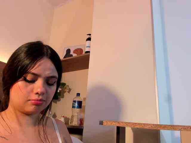 thamiina webcam