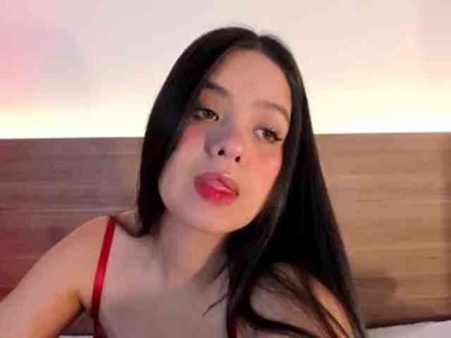 thamiina webcam