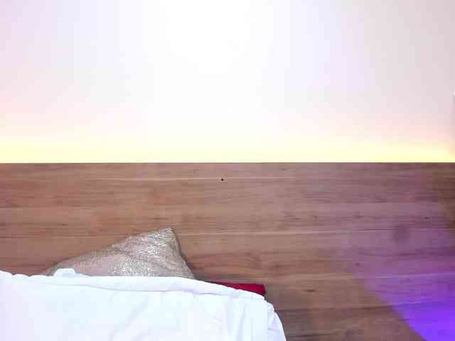 thamiina webcam