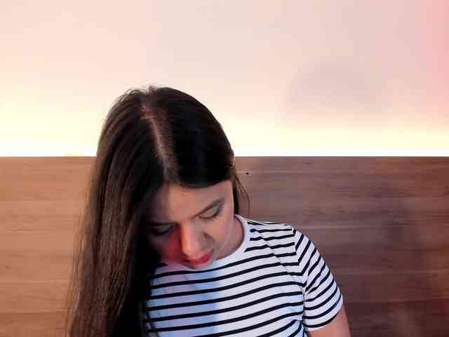 thamiina webcam