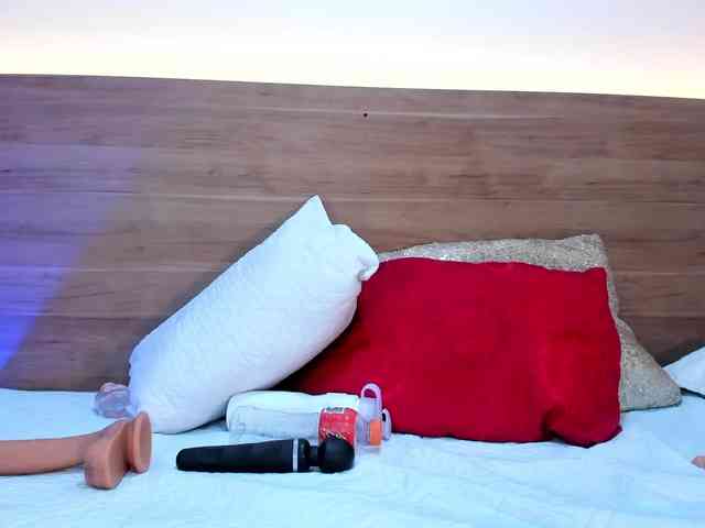 thamiina webcam