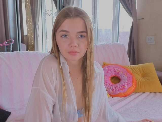 Trusty-dottie's BongaCams show and profile