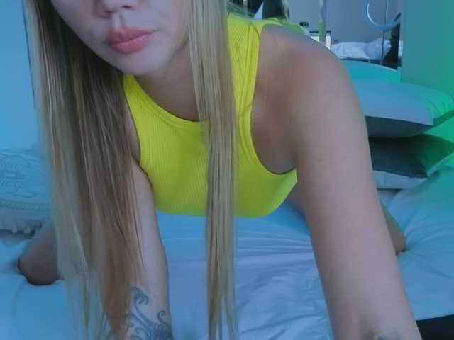 Trusty-dottie live cam on BongaCams