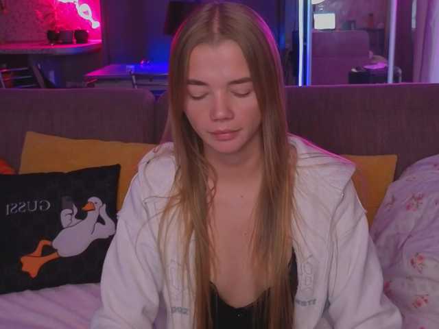 Trusty-dottie live cam on BongaCams