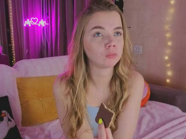 Trusty-dottie's BongaCams show and profile