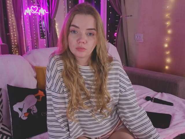 Trusty-dottie's BongaCams show and profile