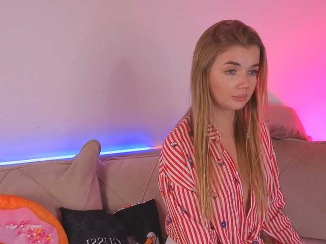 Trusty-dottie live cam on BongaCams