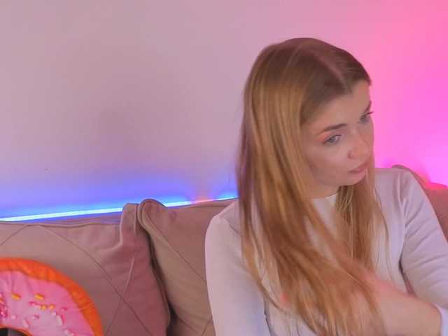 Trusty-dottie live cam on BongaCams