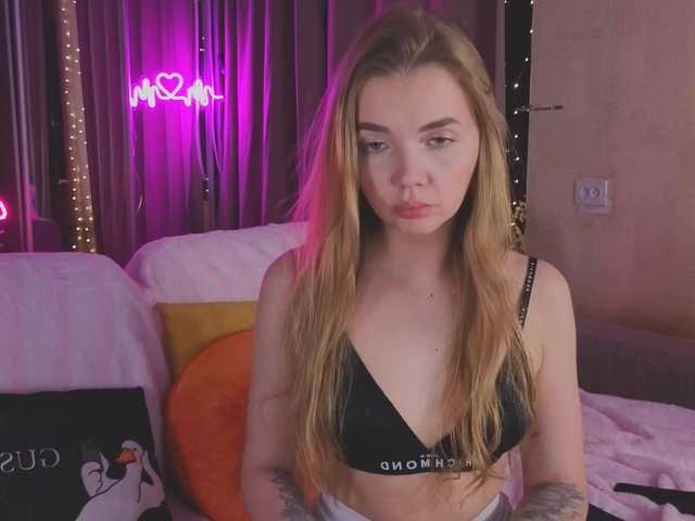 Trusty-dottie's BongaCams show and profile