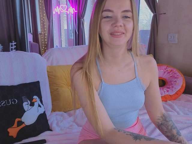 Trusty-dottie's BongaCams show and profile