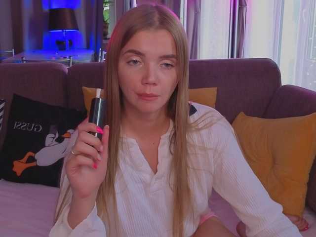 Trusty-dottie live cam on BongaCams
