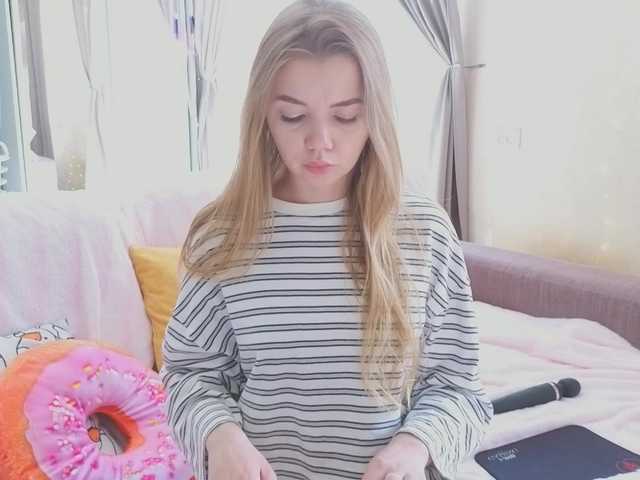 Trusty-dottie's BongaCams show and profile