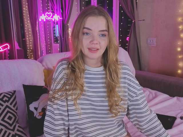 Trusty-dottie's BongaCams show and profile