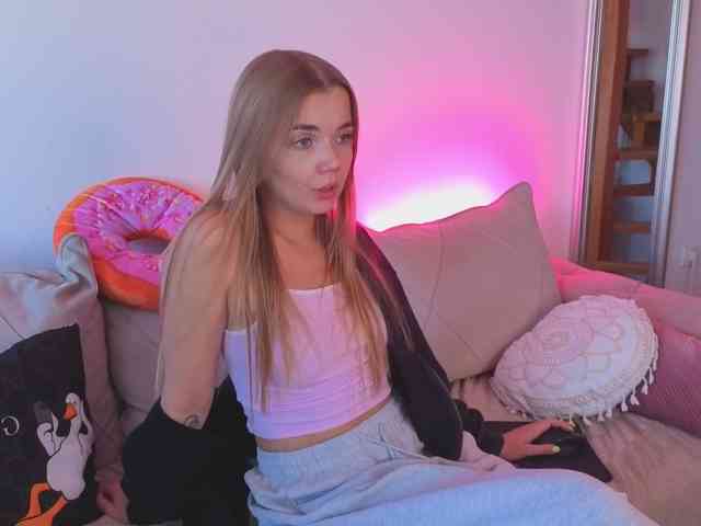 CarrieBradshaww webcam