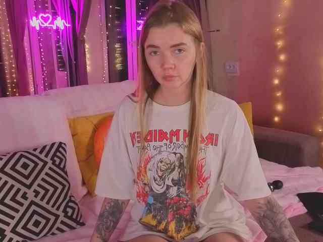 CarrieBradshaww webcam