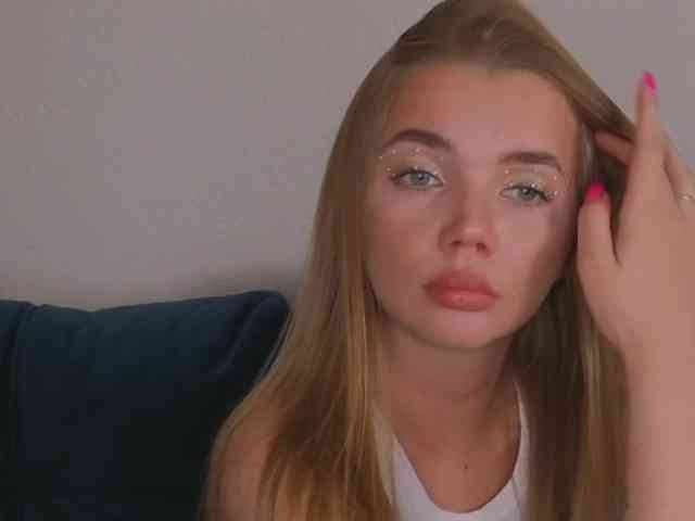 CarrieBradshaww webcam
