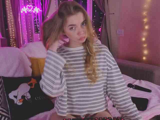 CarrieBradshaww webcam