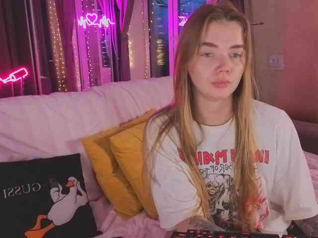 CarrieBradshaww webcam