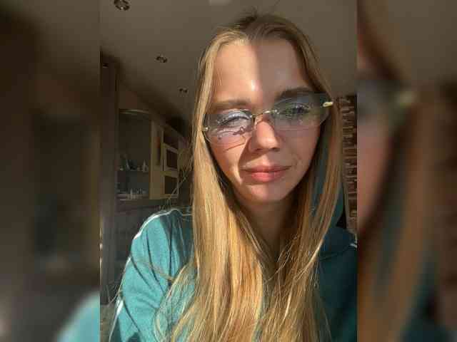 CarrieBradshaww webcam