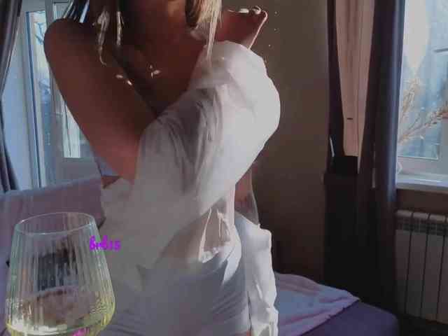 CarrieBradshaww webcam