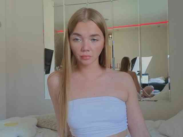 CarrieBradshaww webcam