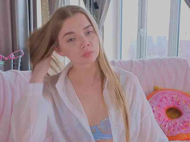 CarrieBradshaww webcam