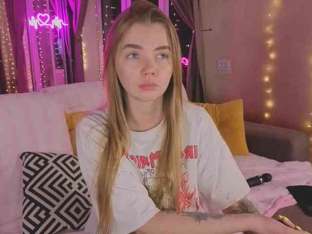 CarrieBradshaww webcam