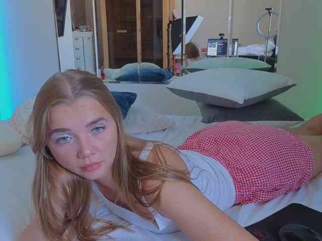 CarrieBradshaww webcam