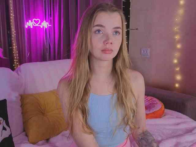 CarrieBradshaww webcam