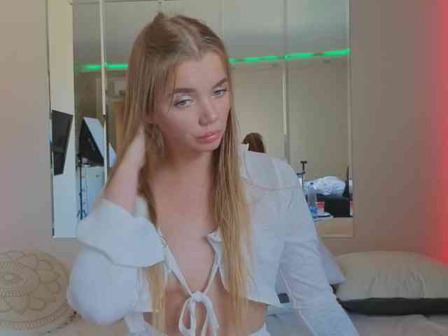 CarrieBradshaww webcam