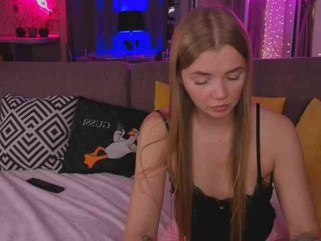 CarrieBradshaww webcam
