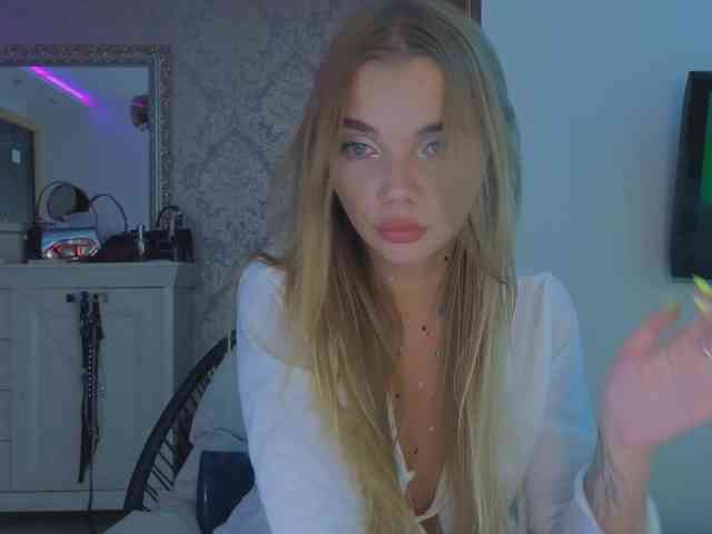CarrieBradshaww webcam