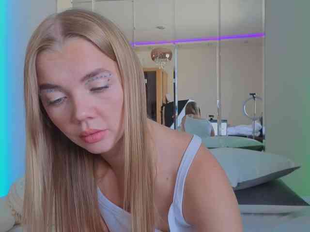 CarrieBradshaww webcam